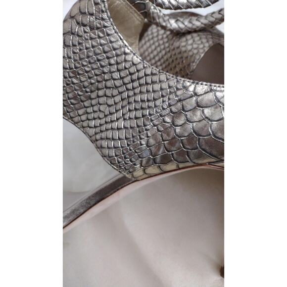 Cole Haan Shoes Womens Size 10.5 Metallic Pewter Sandals Snakeskin Zip Gold - Picture 6 of 9
